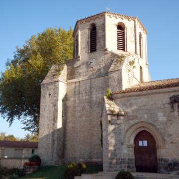 Église Saint-Médard-de-Germond : extérieur.