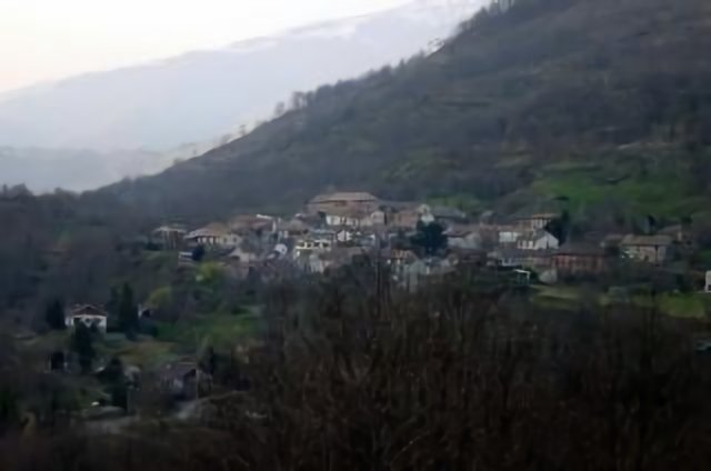 VILLAGE