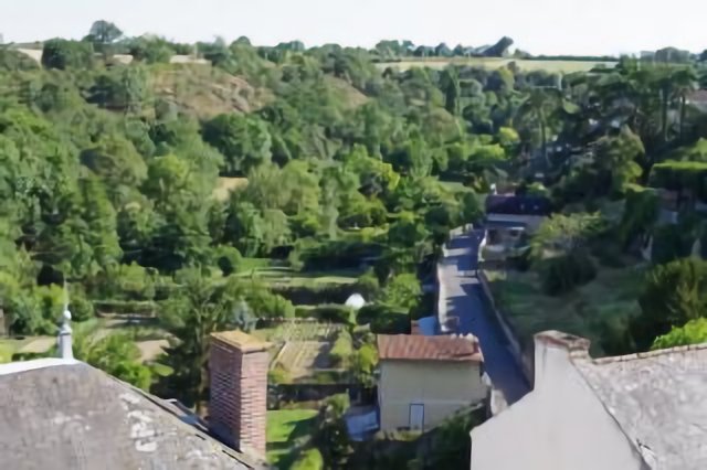 la vallée de l'Argenton à Argenton les Vallées