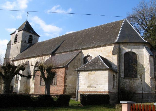 Bus-lès-Artois (Somme, France) - L'église.