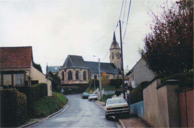 Notre-Dame de l'Assomption, église du XVè siècle de Vauchelles-les-Quesnoy.