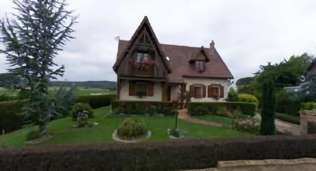 vaire sous corbie maja casa