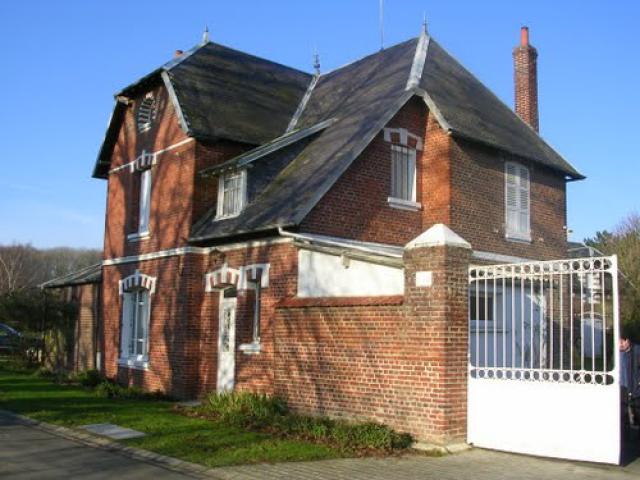 Ferme picarde à FRESNES-MAZANCOURT (80)