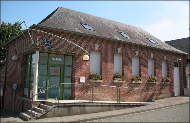 Ecole des garçons incluse dans la mairie rénovée en 1999