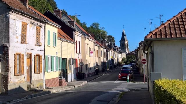 Conty - La rue du Général Debeney