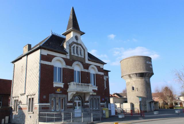 La mairie.