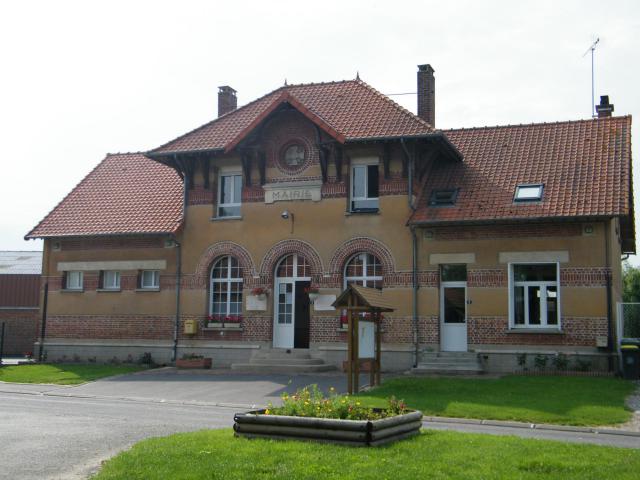 Mairie-école.