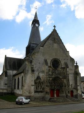 Mailly-Maillet (Somme, France) - L'église.
