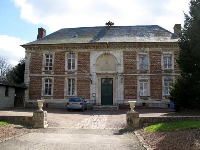 Mailly-Maillet (Somme, France) - L'hôtel-de-ville.