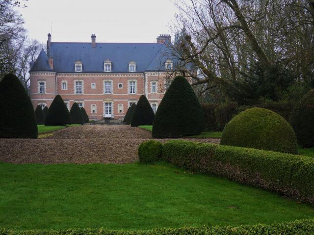 Huppy (Somme, France). Le château.
