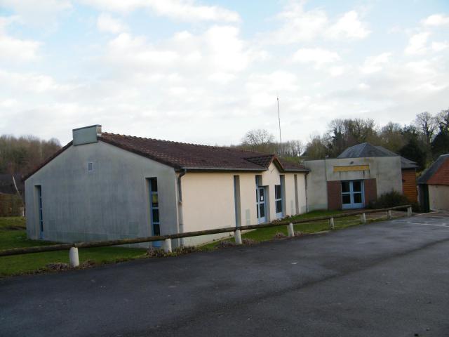 Mons-Boubert, Somme, Fr, salle communale.