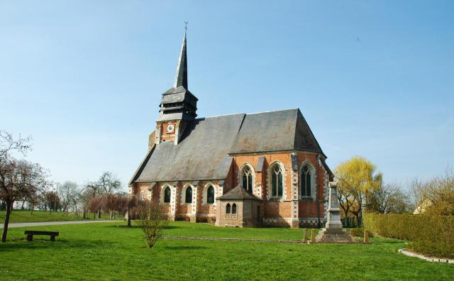 Église du XIVe siècle, Doudelainville, Somme, France