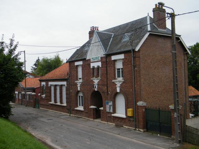 Mairie-école.