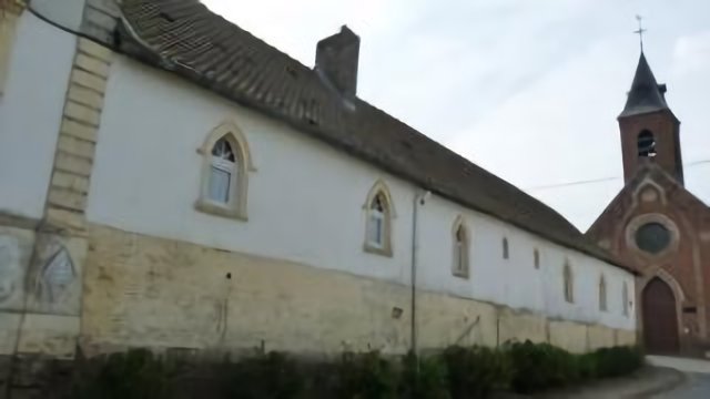 bâtiment à Yaucourt-Bussus