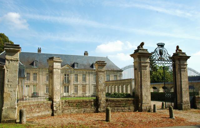 Raincheval (Somme, France). Le château.