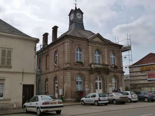 Molliens-Dreuil, la Mairie.