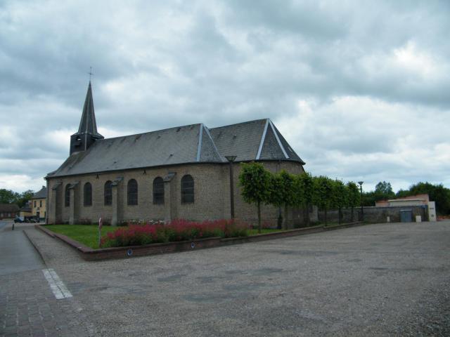 église Saint-Pierre de Ponthoile.