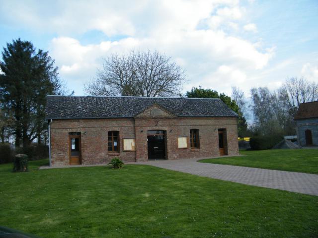 Bâtiments communaux : la mairie.