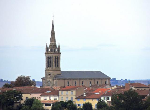 Eglise Notre-Dame de la Nativité, Villefranche-d'Albigeois, vue de la D79