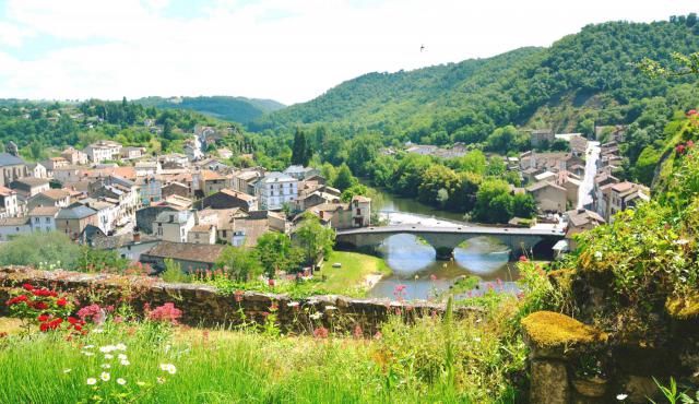 Vue de Laguépie (à gauche) et de Saint Martin Laguépie (a droite)