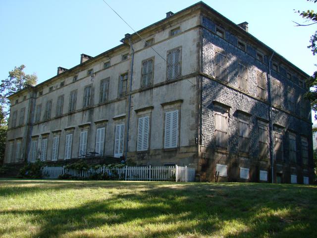 Cet édifice est en partie classé, en partie inscrit au titre des Monuments historiques. Il est répertorié dans la base Mérimée, base de données sur le patrimoine architectural français du ministère de la Culture, sous la référence PA00095629 .