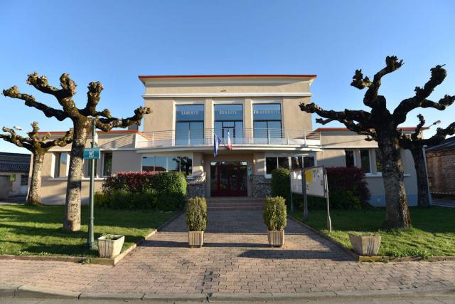 Mairie de Cagnac-les-Mines en 2016