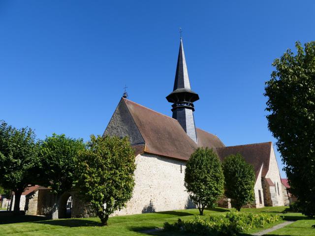 L'église Saint-Aubin à Saint-Aubin (Aube, Champagne-Ardenne, France).