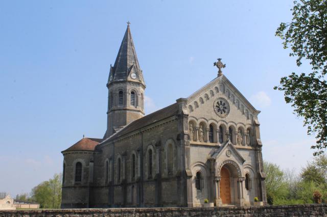 Église Saint-Bénigne, Saint-Bénigne.