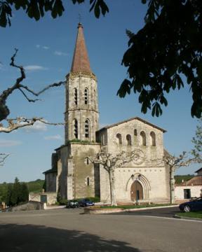 Dunes:Eglise Sainte Madeleine, romano gothique.