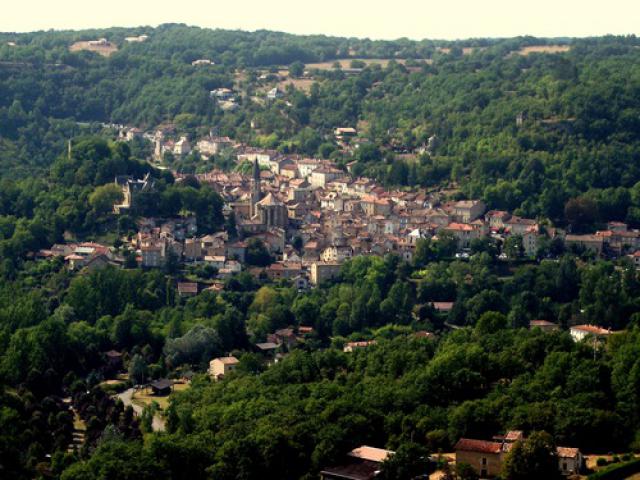 CAYLUS - vue générale.