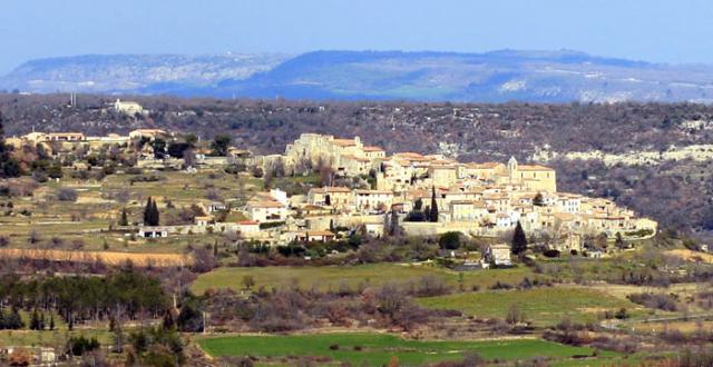 The village of Saint Martin de Castillon, Vaucluse, France
