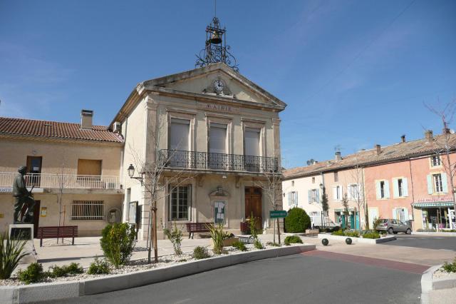 Mairie à Athen des Paluds.
