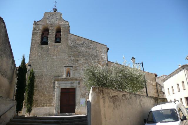 Eglise à Saint Saturnin lès Avignon.