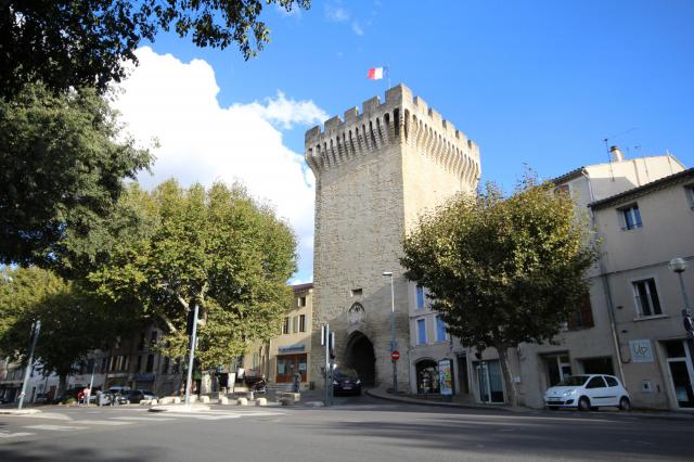 Vue sur la Porte d'Orange.