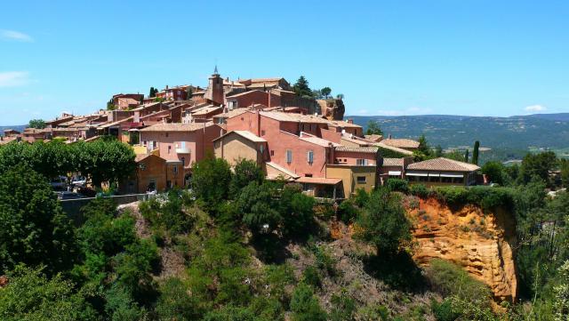 Der Ort Roussillon (Vaucluse)