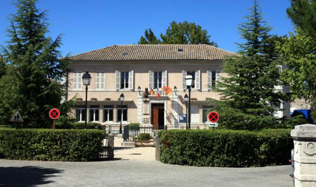 Town of Le Thor in Vaucluse, France