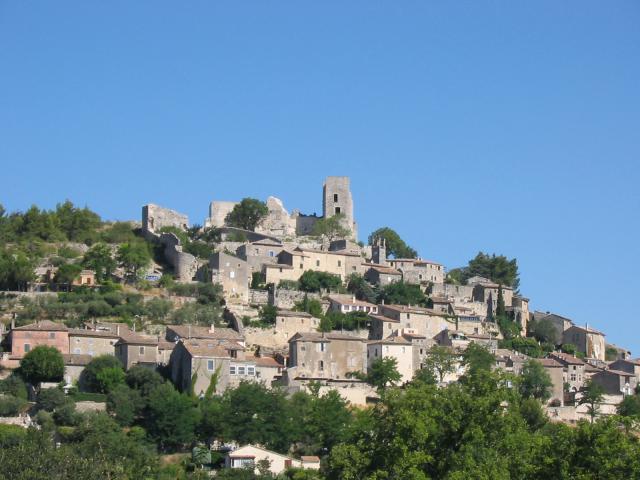Château du marquis de Sade à Lacoste (Vaucluse - France)