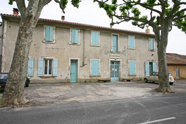 Foyer communal de Travaillan (commune de Vaucluse)