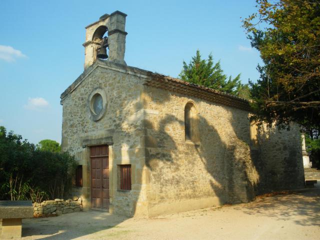 Chapelle au centre de Sainte Cécile les Vignes, Vaucluse, France