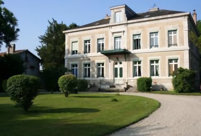 Château de Pougy