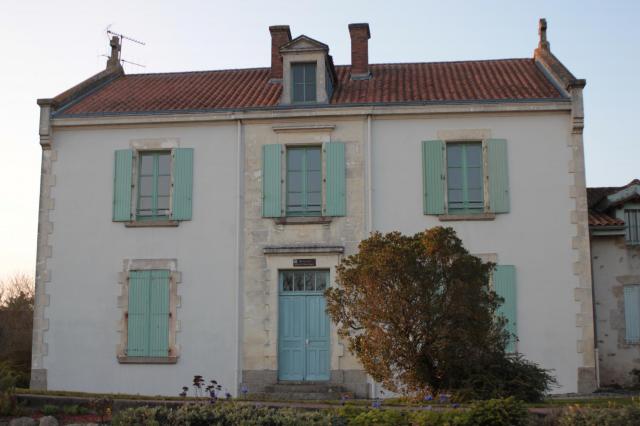 Ancien presbytère, résidence les Charmes, Fr-85-La Guyonnière.