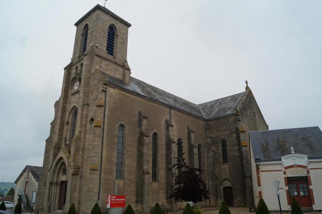 L’église Saint-Médard de Saint-Mars-la-Réorthe.