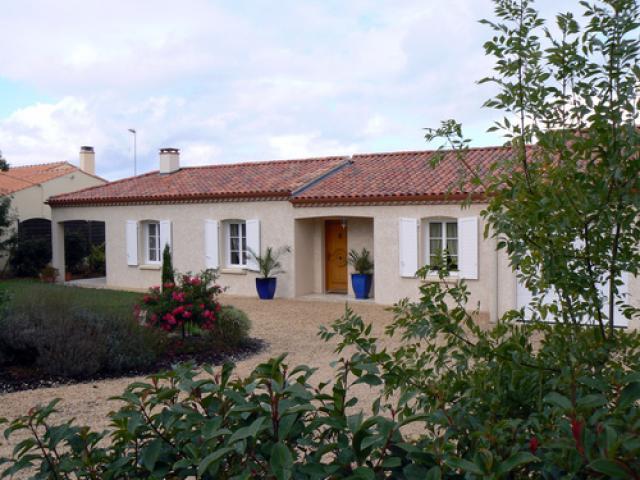 French house in St denis du payre