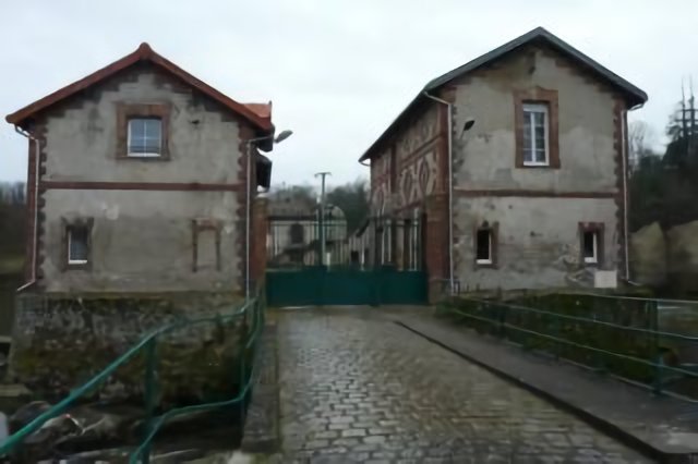 Saint Laurent sur Sèvre, entrée de