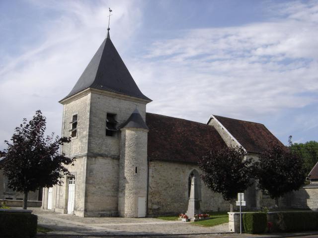Église Saint-Pierre-ès-liens de Jessains (Aube, France).