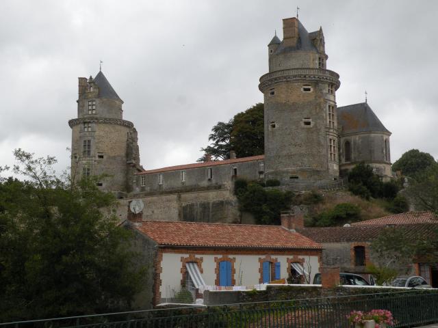 chateau d'Apremont (Vendée)
