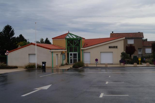 La mairie de L’Oie.