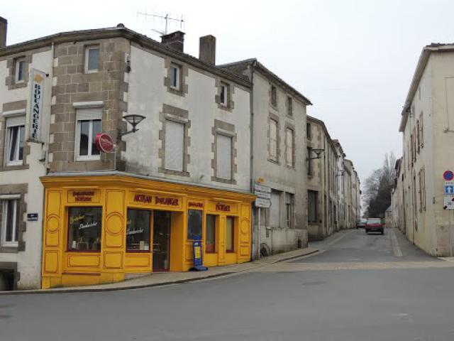 Les Epesses, rue du Puy du Fou