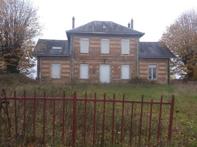 Gare de Breuil Barret : BV côté cour