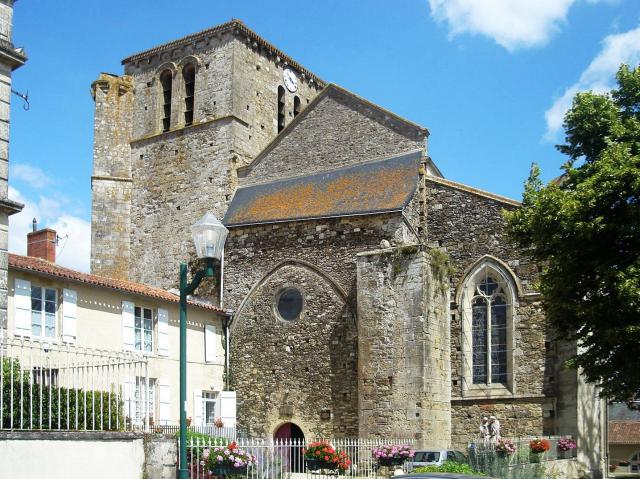 Église Saint-Hilaire de Mouilleron-en-Pareds